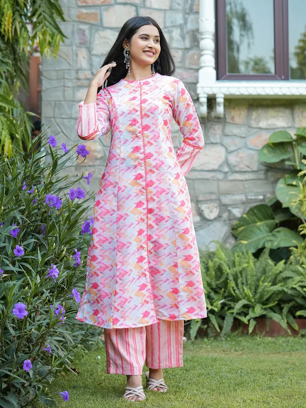 White and pink printed casual kurti
