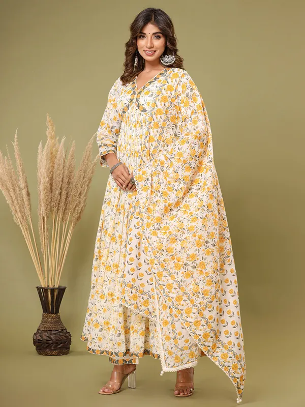 White and yellow cotton kurti set