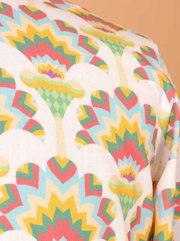 White cotton kurta suit in stylish print for men