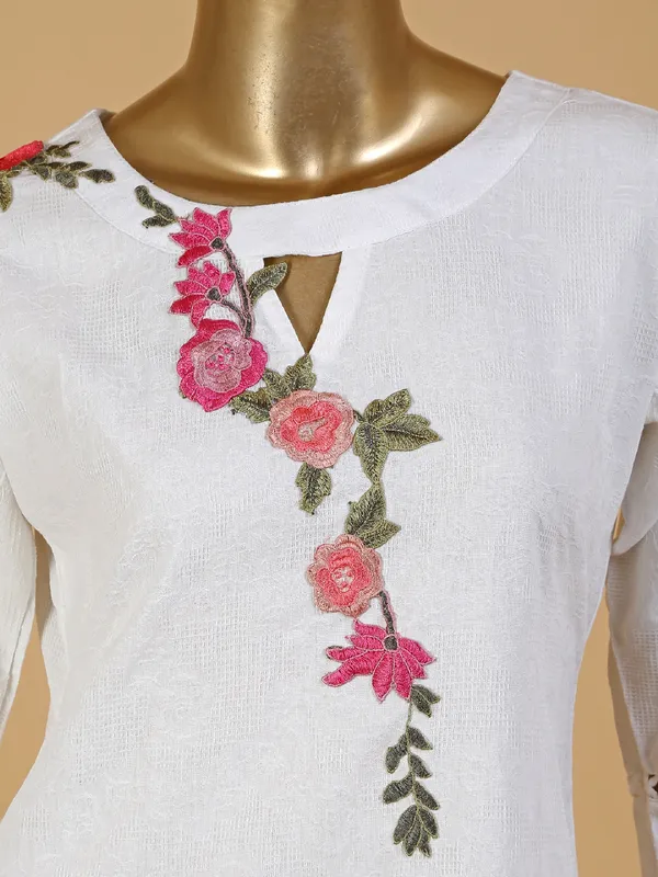 White cotton kurti set with dupatta