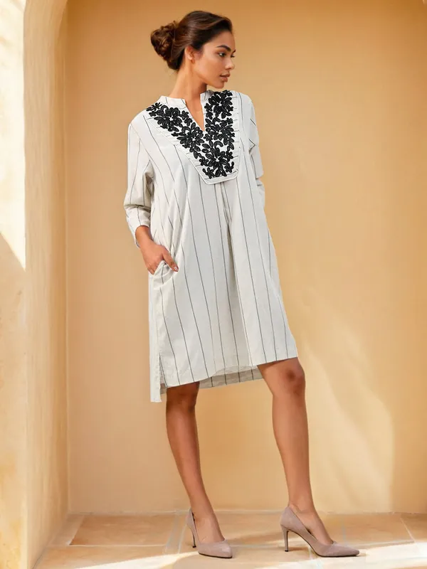 White cotton kurti with thread work