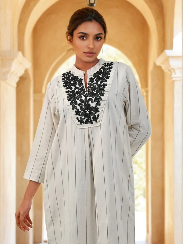 White cotton kurti with thread work