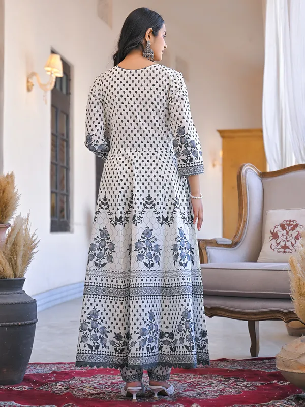 White cotton printed kurti set for women