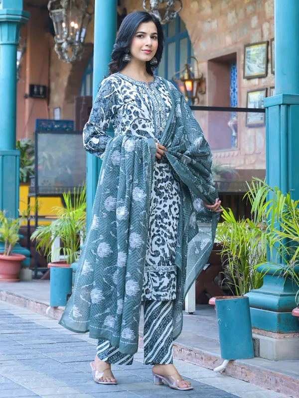White cotton silk kurti set with print