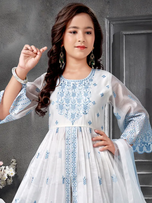 White cotton silk pant salwar suit with dupatta set