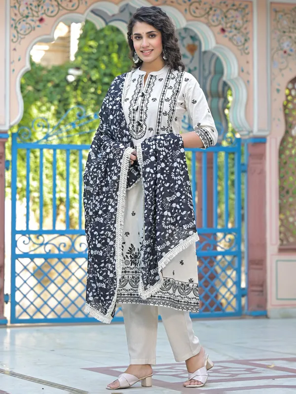 White cotton silk printed salwar kameez