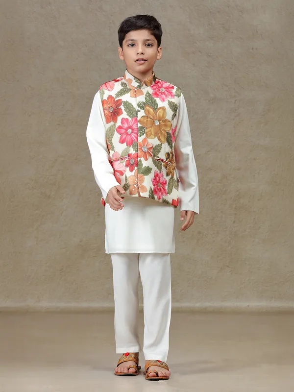White cotton silk printed waistcoat set