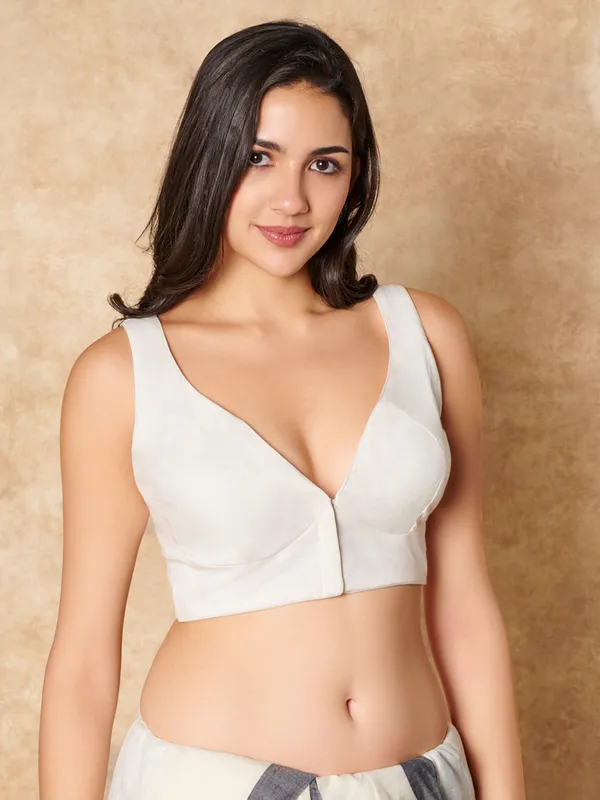 White cotton sleeveless ready made blouse