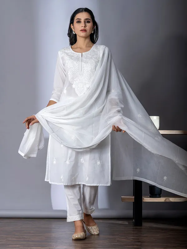 White embroidery kurti set for women in cotton