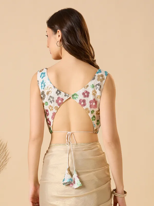 White georgette sleeveless ready made blouse