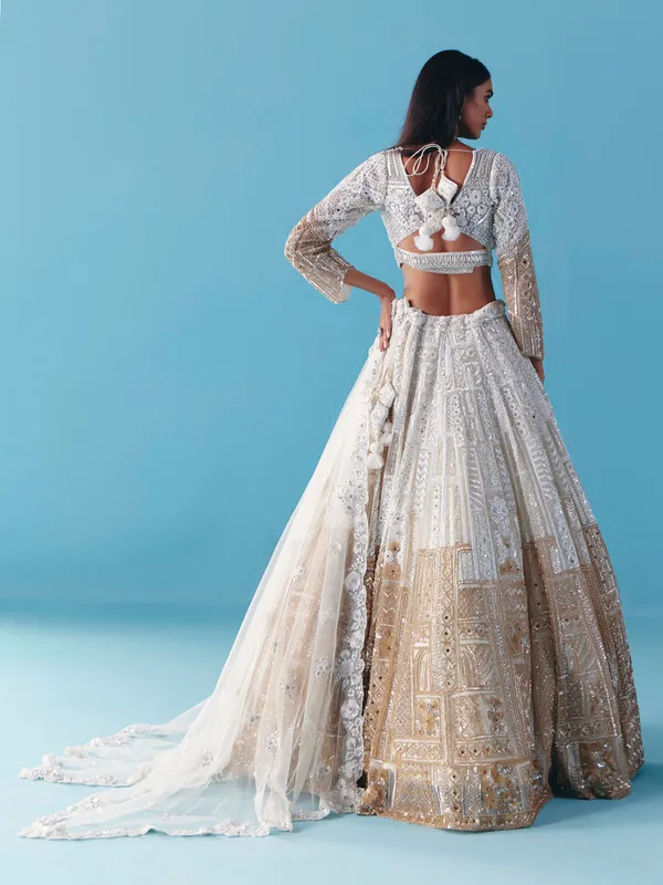 White gold net lehenga choli with bridal diamond glow
