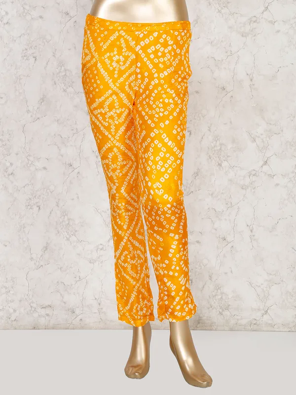 White hakoba casual wear pant set