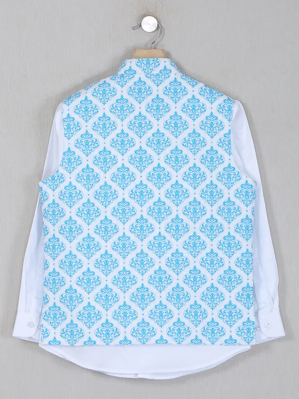 White hued party wear silk waistcoat with kurta