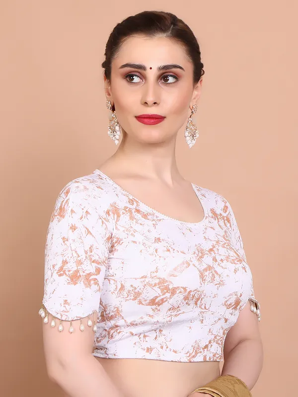 White lycra strechable ready made blouse