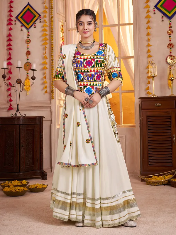 White mesmerizing elegant navratri chaniya choli