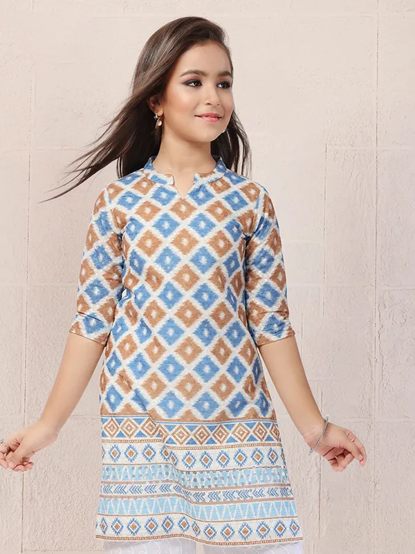 White palazzo suit in smooth cotton