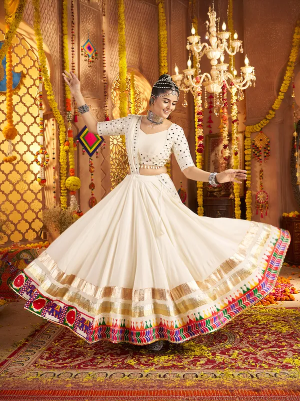 White ready blouse lehenga choli for navratri