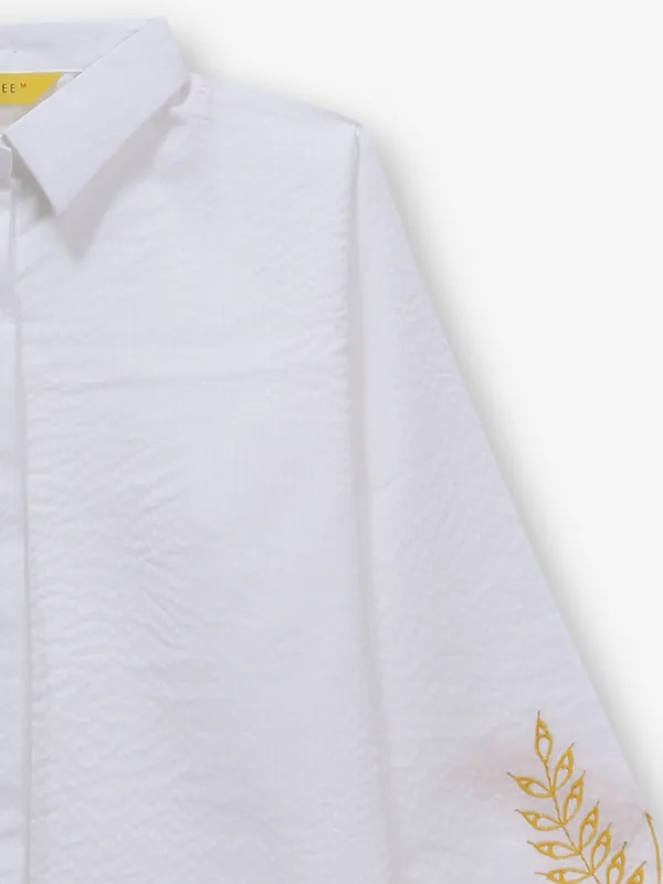 White silk collar neck tunic top