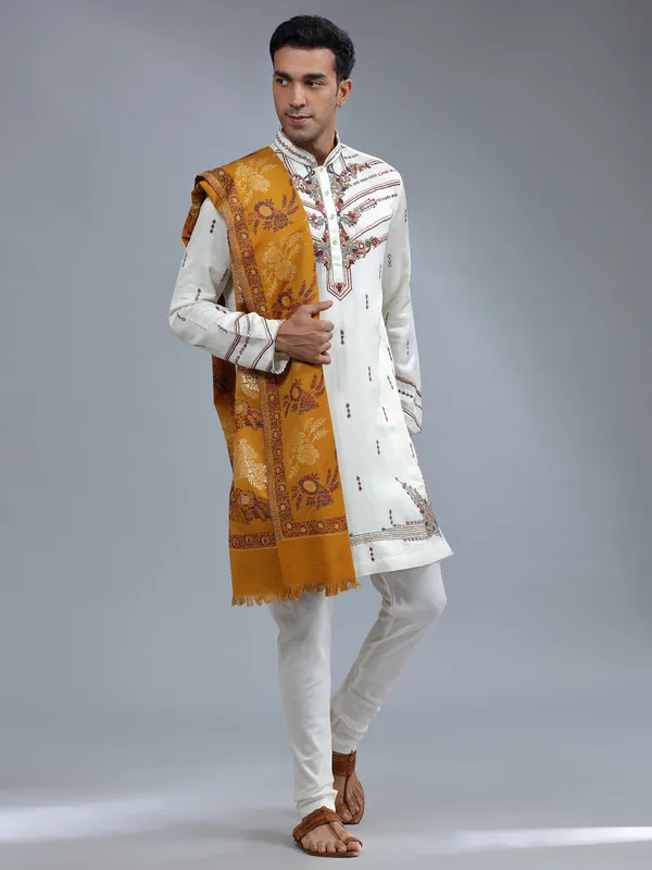 White kurta pajama with wasket cheap