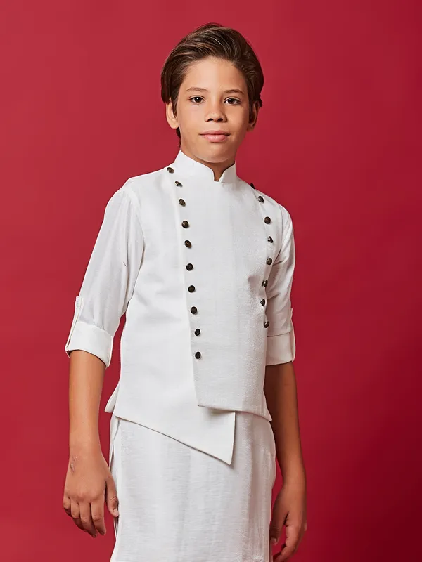 White silk plain waistcoat set