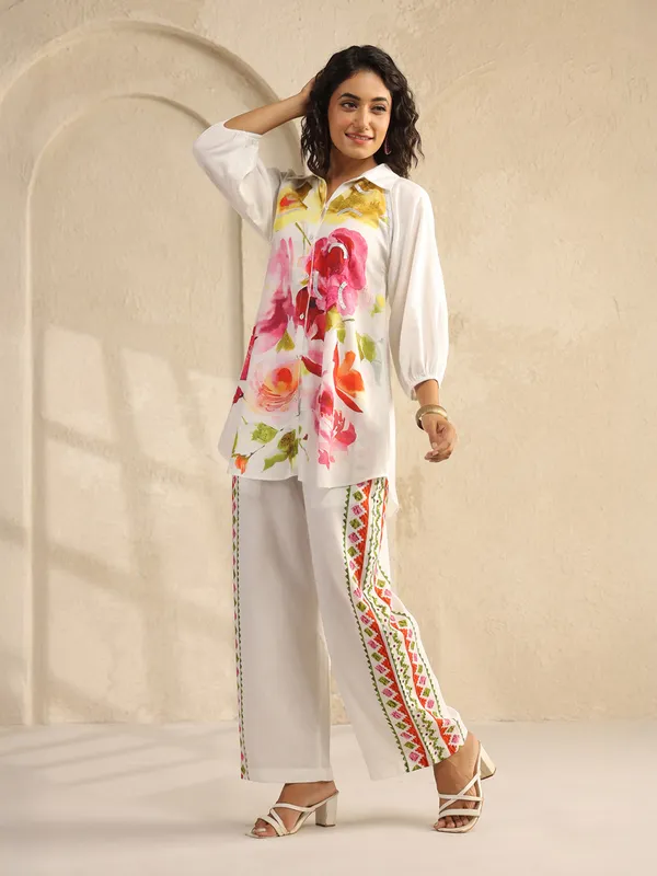 White silk printed co ord set with quarter sleeves