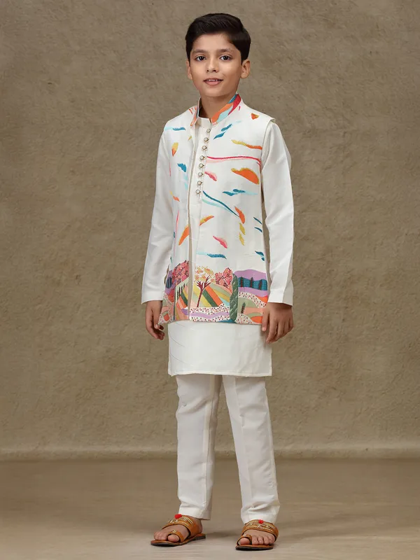 White silk waistcoat set with embroidery for boys