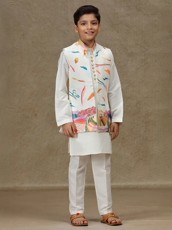 White silk waistcoat set with embroidery for boys