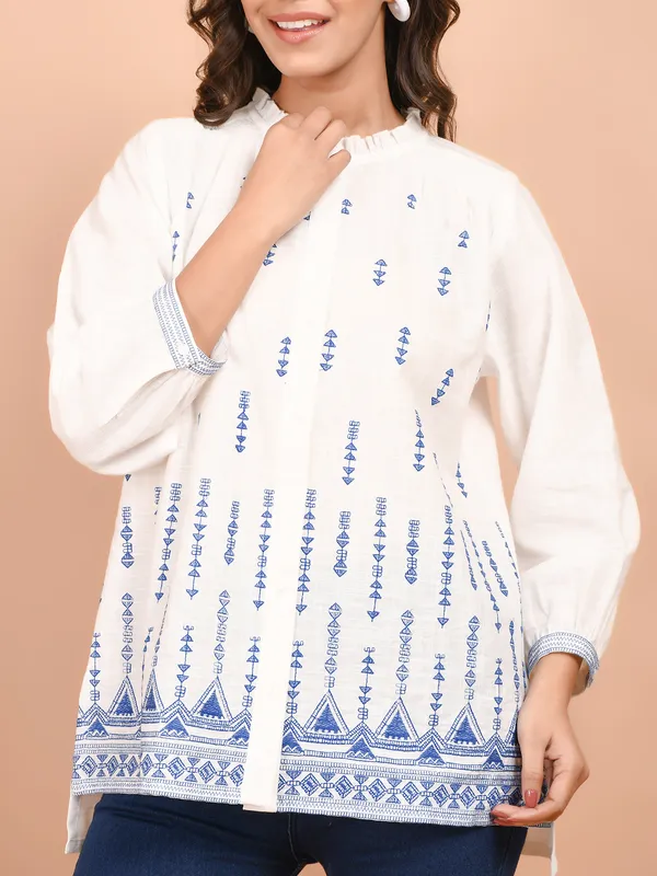 White thread worked cotton top