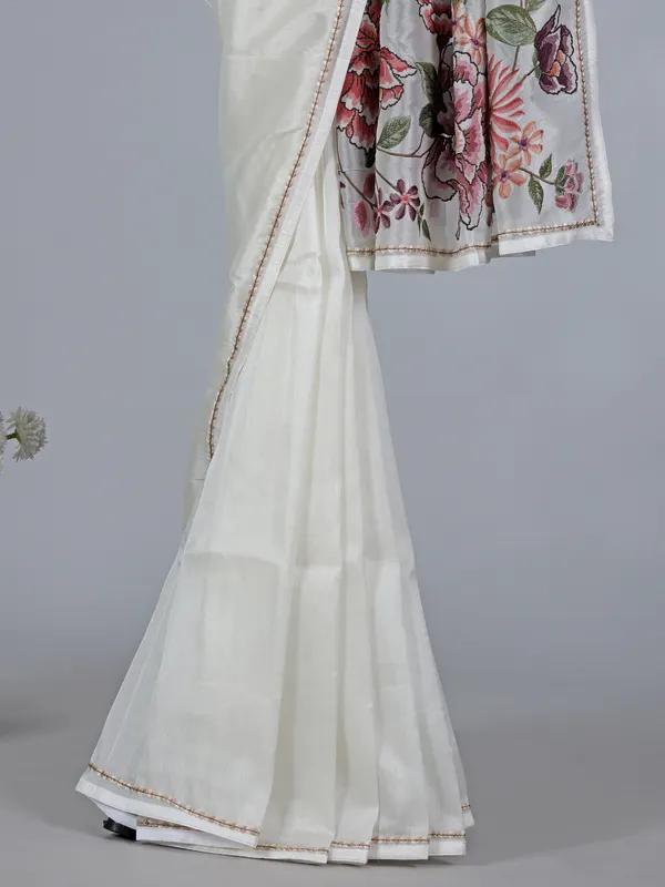 White tissue saree with delicate embroidery