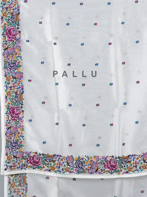 White tissue saree with intricate embroidery