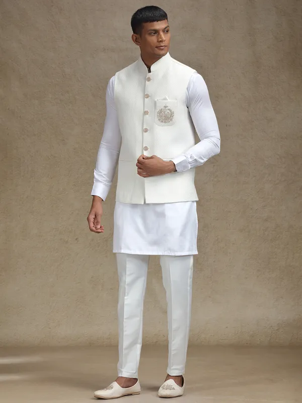 White waistcoat set with intricate work for mens wear