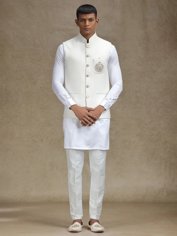 White waistcoat set with intricate work for mens wear