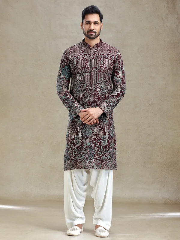 Wine artisanal embroideried kurta salwar set