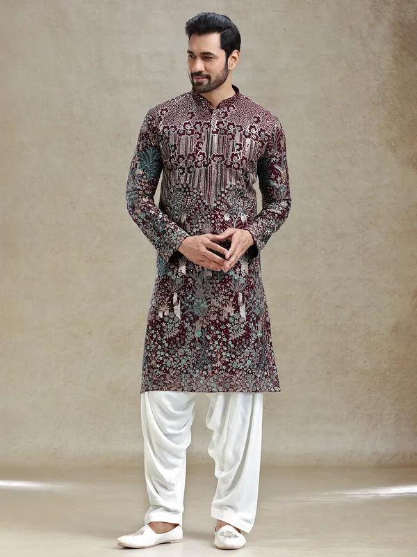 Wine artisanal embroideried kurta salwar set