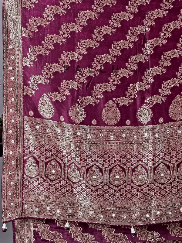 Wine silk saree with festive glow