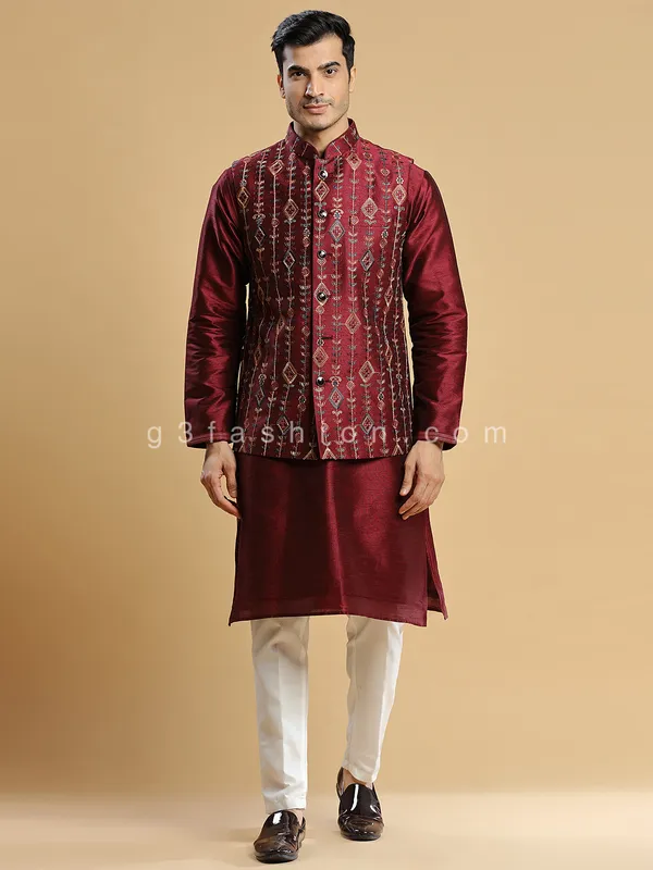 Silk wedding wear waistcoat set in maroon