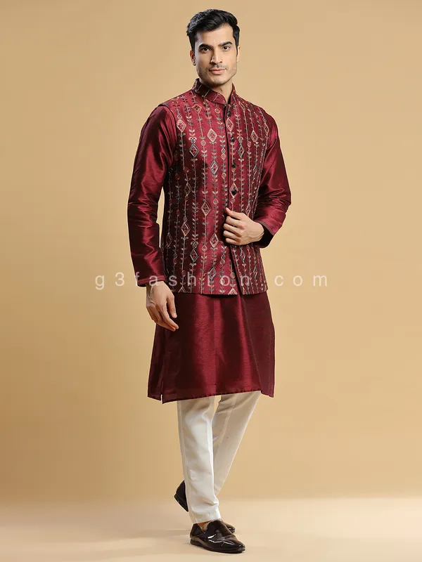 Silk wedding wear waistcoat set in maroon