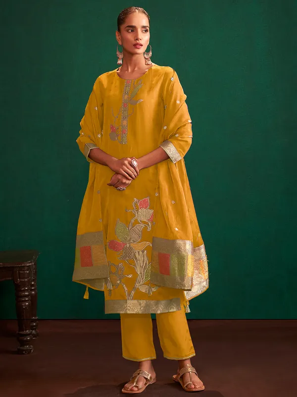 Yellow cotton casual kurti set for women
