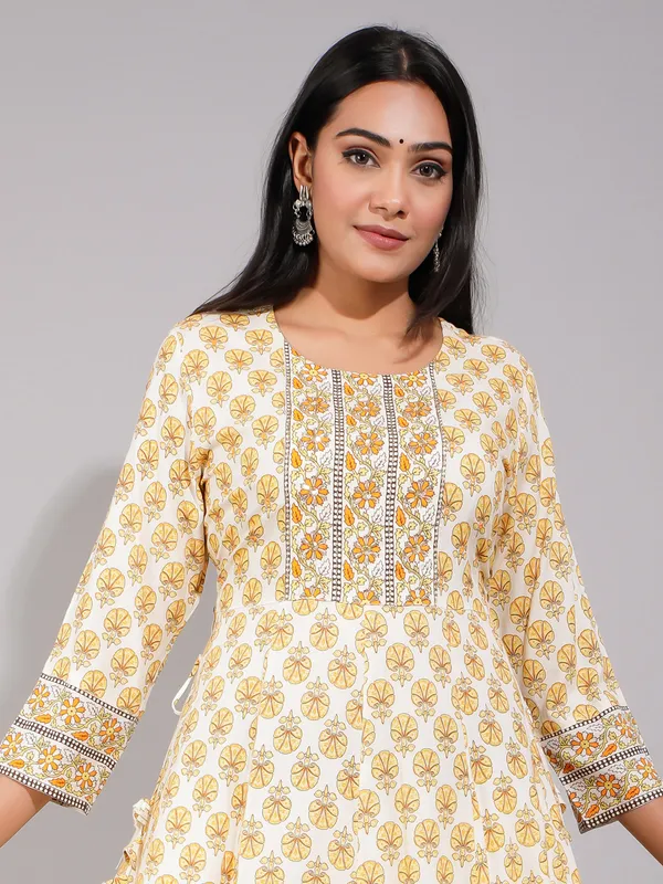 Yellow cotton printed anarkali style kurti for casual