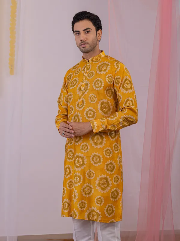Yellow cotton silk printed kurta for men