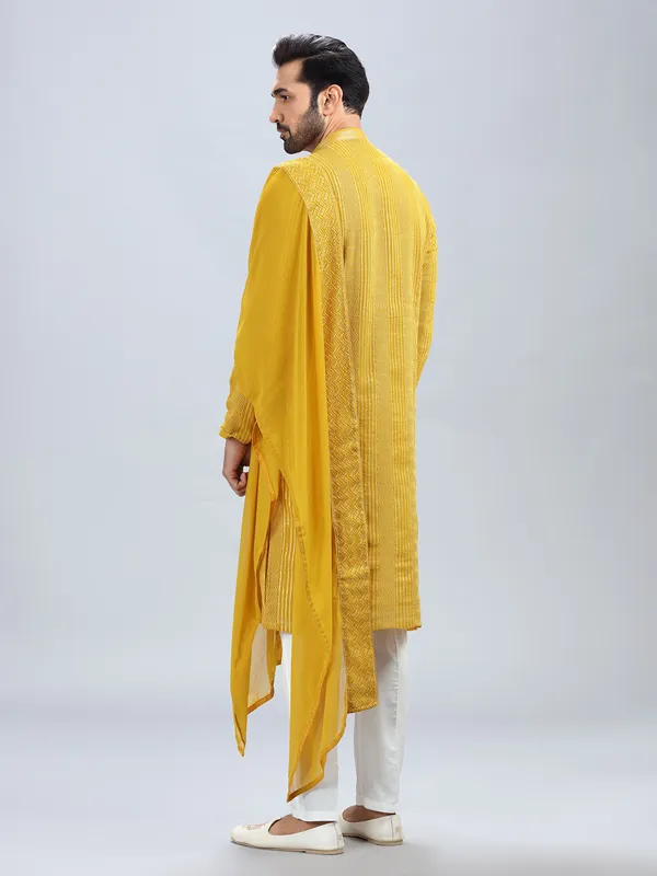 Yellow embroidery kurta set with dupatta for men