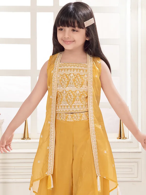 Yellow palazzo suit in silk for girls