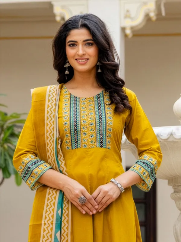 Yellow printed cotton festive wear kurti set