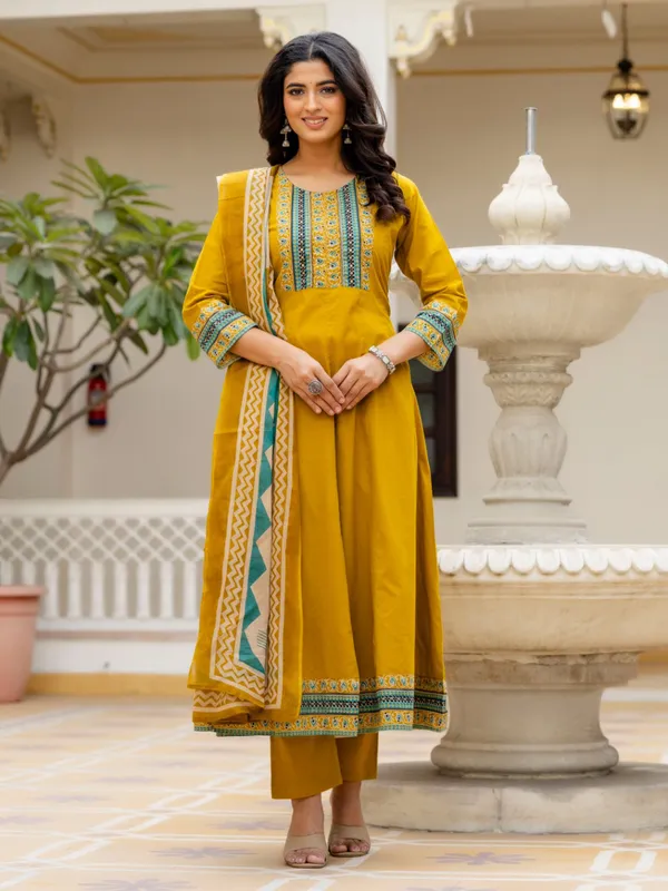 Yellow printed cotton festive wear kurti set