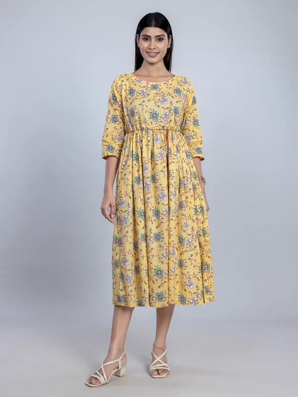 Yellow printed cotton kurti for casual wear