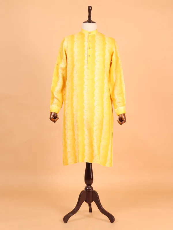 Yellow printed kurta in cotton for men