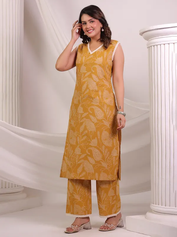Yellow printed kurti set for casual wear