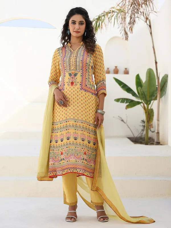 Yellow printed kurti set in viscose georgette