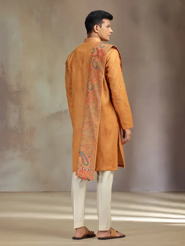 Yellow printed pashmina silk kurta pajama with dupatta