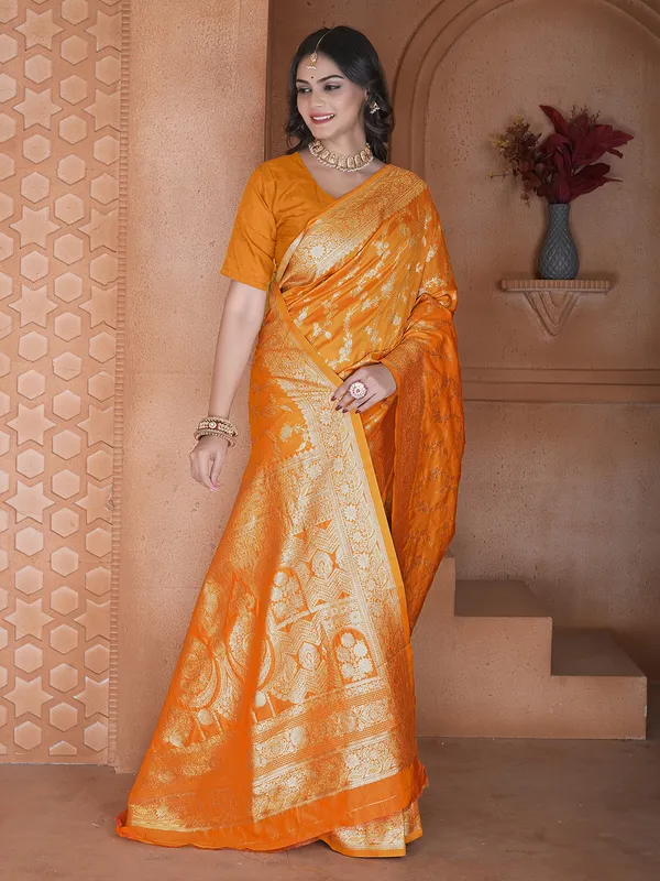 Yellow silk saree with banarasi pallu